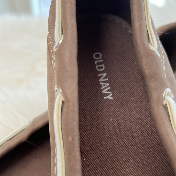 OLD NAVY BOAT SHOE - Picture 4 of 5